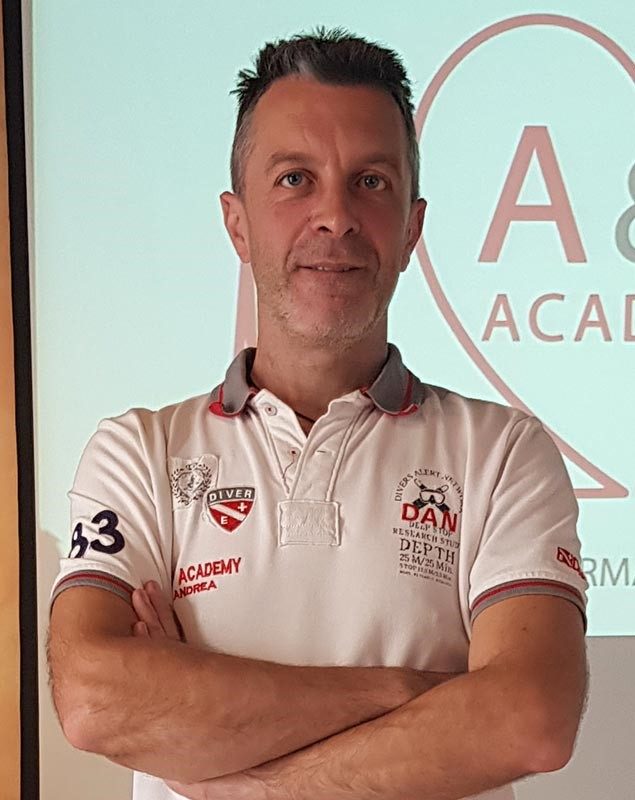 OTTEN ANDREA
      Formazione primo soccorsoDAEAntincendio